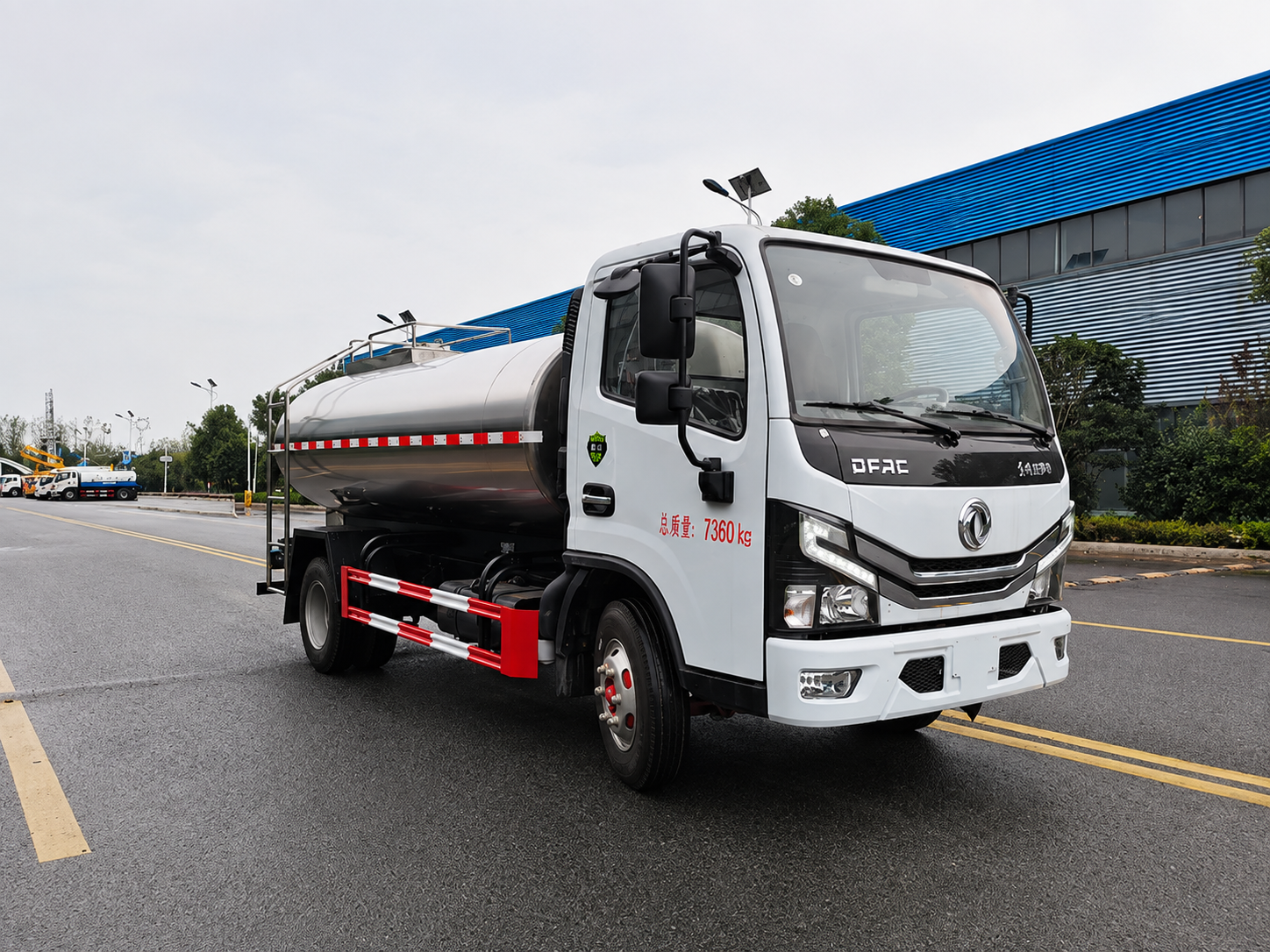 Dongfeng Dollicar 4.7m³ Milk Tanker Truck, Suizhou Hongda Automobile Sales Co., Ltd.,Dongfeng Dollicar 4.7m³ Milk Tanker Truck