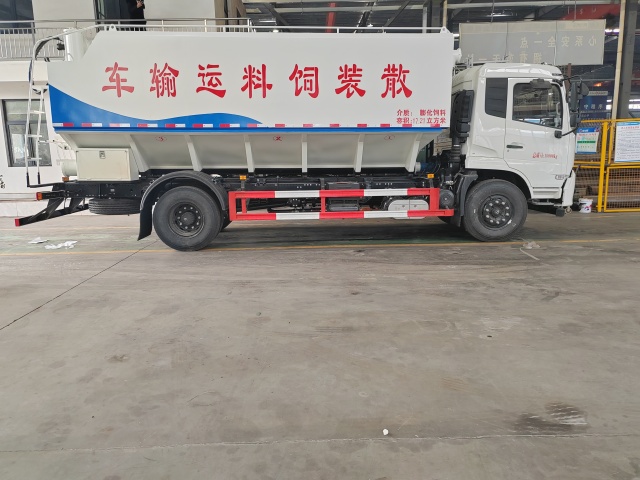 Camion de transport d'aliments en vrac Dongfeng Tianjin 22 m³, Suizhou Hongda Automobile Sales Co., Ltd., Camion de transport d'aliments en vrac Dongfeng Tianjin 22 m³