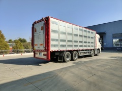 Dongfeng Tianlong 8x4 Livestock Transport Truck, Suizhou Hongda Automobile Sales Co., Ltd.,Dongfeng Tianlong 8x4 Livestock Transport Truck