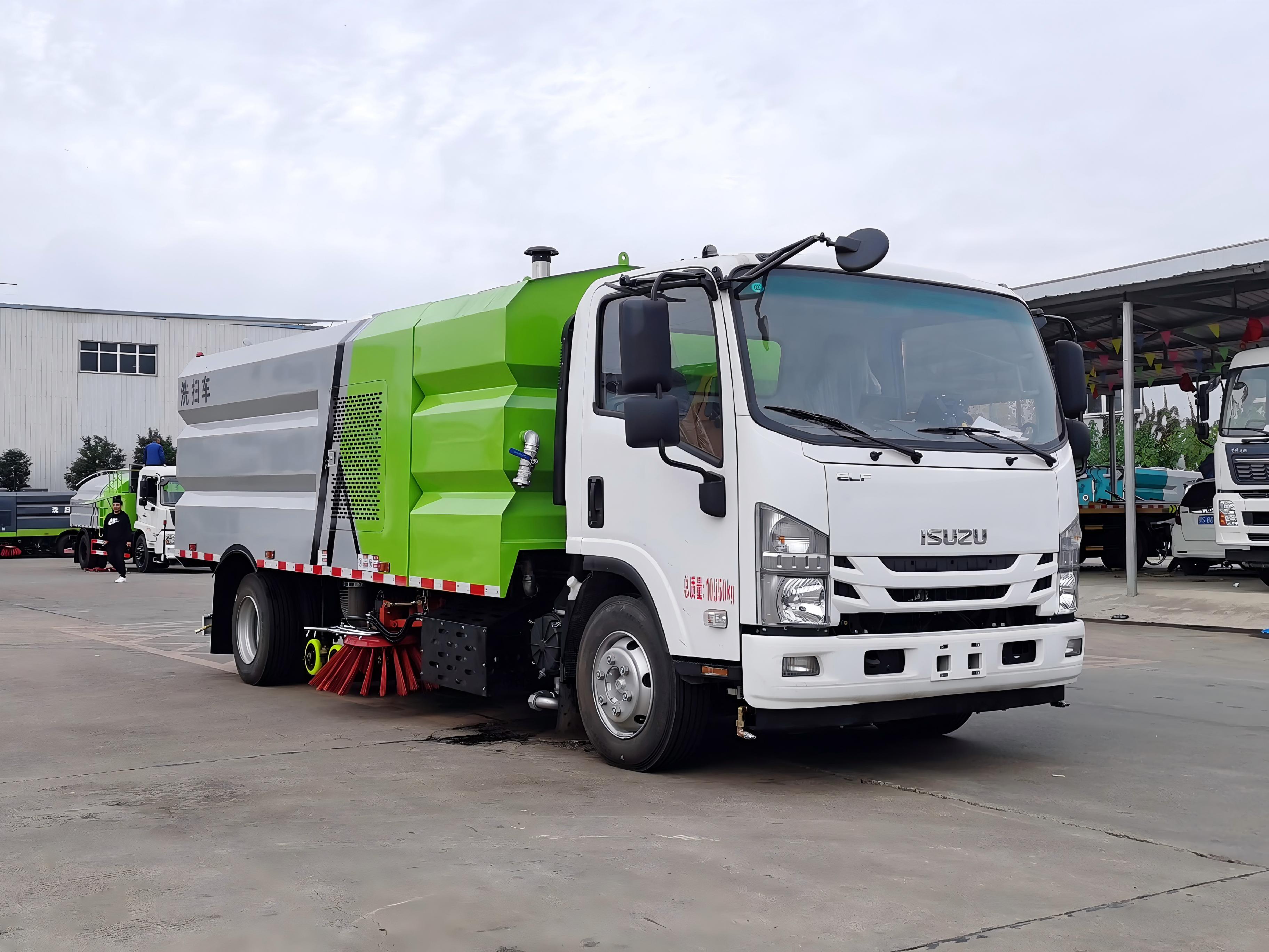 Подметальная машина ISUZU 5 куб.м с системой промывки под высоким давлением и самоочисткой, Suizhou Hongda Automobile Sales Co., Ltd., ISUZU 5 куб.м с системой промывки под высоким давлением и самоочисткой