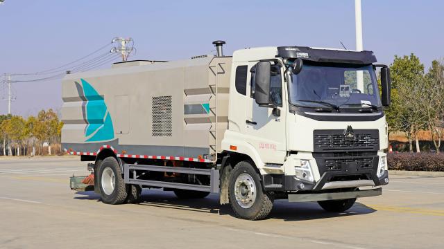 Camion balayeuse aspirante robuste HOWO 8 m³, Suizhou Hongda Automobile Sales Co., Ltd., Camion balayeuse aspirante robuste HOWO 8 m³