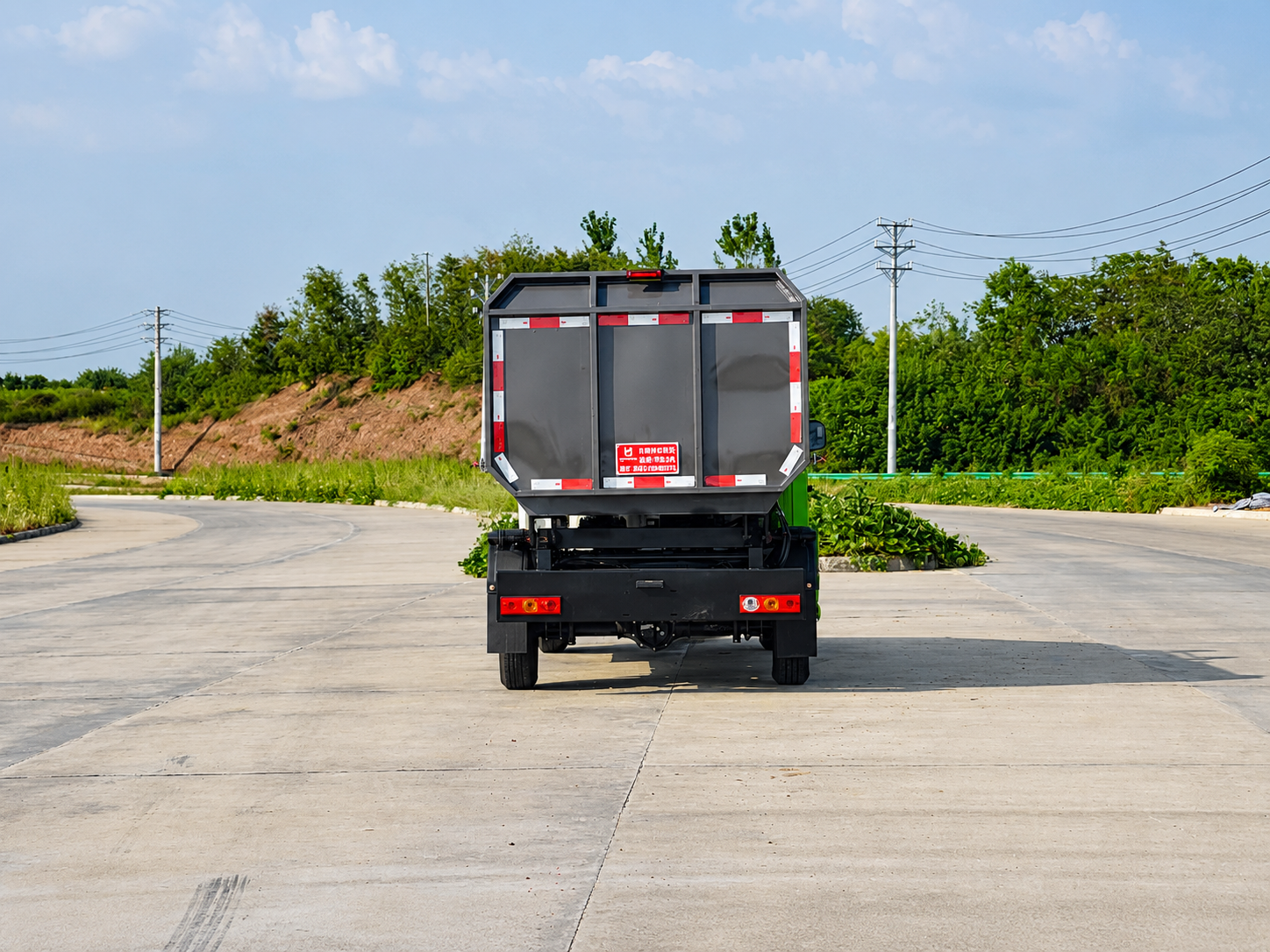 Foton Xiangling 3m³ Side-Loading Garbage Truck, Suizhou Hongda Automobile Sales Co., Ltd.,Foton Xiangling 3m³ Side-Loading Garbage Truck