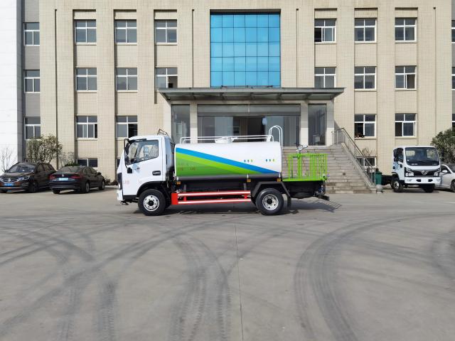 Camión cisterna Dongfeng Serie D6 de 4 m³, Suizhou Hongda Automobile Sales Co., Ltd., Camión cisterna Dongfeng Serie D6 de 4 m³