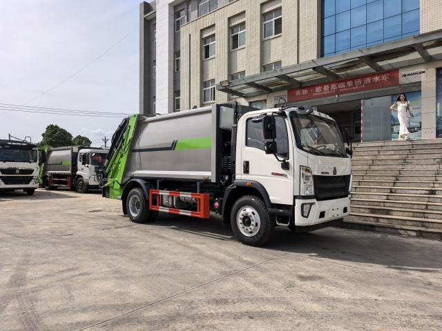 Мусоровоз HOWO с задней загрузкой и компактором, 12 м³, Suizhou Hongda Automobile Sales Co., Ltd., Мусоровоз HOWO с задней загрузкой и компактором, 12 м³