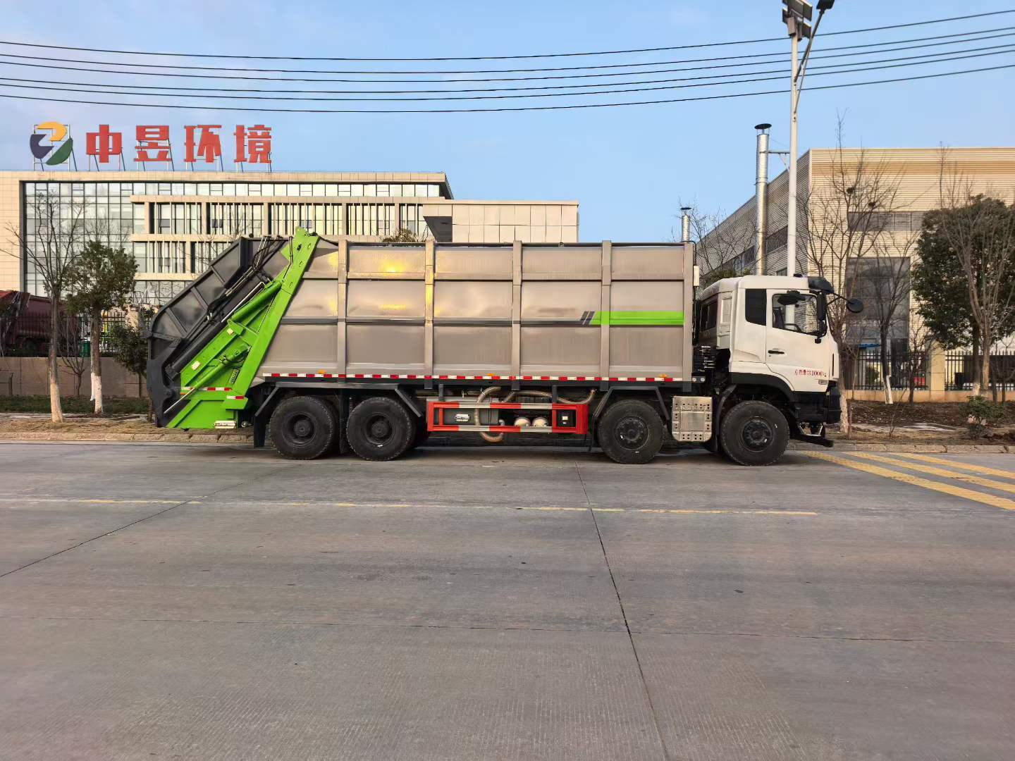 Мусоровоз DongFeng 40 м³ с задней загрузкой и компактором, Suizhou Hongda Automobile Sales Co., Ltd., Мусоровоз DongFeng 40 м³ с задней загрузкой и компактором