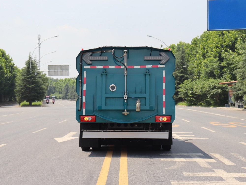 Подметальная машина высокого давления Foton 4+4 м³, Suizhou Hongda Automobile Sales Co., Ltd., Подметальная машина высокого давления Foton 4+4 м³
