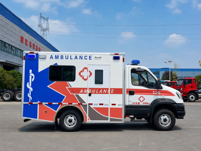 Iveco 4WD Ambulance, Suizhou Hongda Automobile Sales Co., Ltd.,Iveco 4WD Ambulance