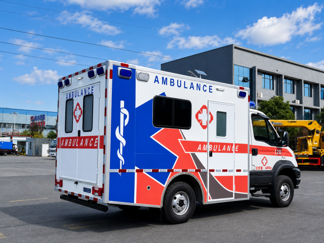 Iveco 4WD Ambulance, Suizhou Hongda Automobile Sales Co., Ltd.,Iveco 4WD Ambulance