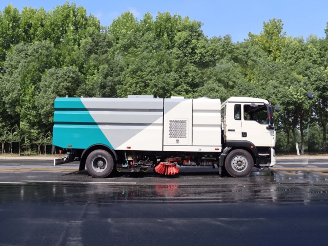 Подметальная машина высокого давления HOWO 9+7 м³, Suizhou Hongda Automobile Sales Co., Ltd., Подметальная машина высокого давления HOWO 9+7 м³
