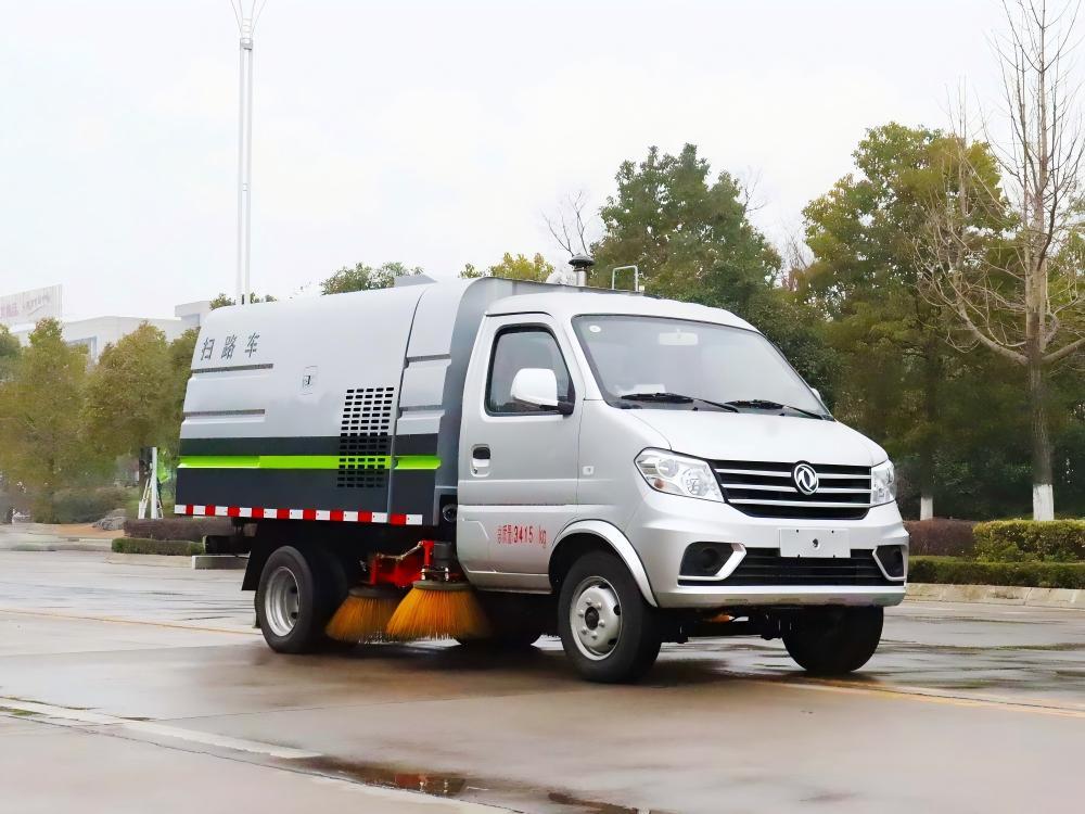 Camion balayeuse de voirie compacte Dongfeng 1,7 m³, Suizhou Hongda Automobile Sales Co., Ltd., Camion balayeuse de voirie compacte Dongfeng 1,7 m³