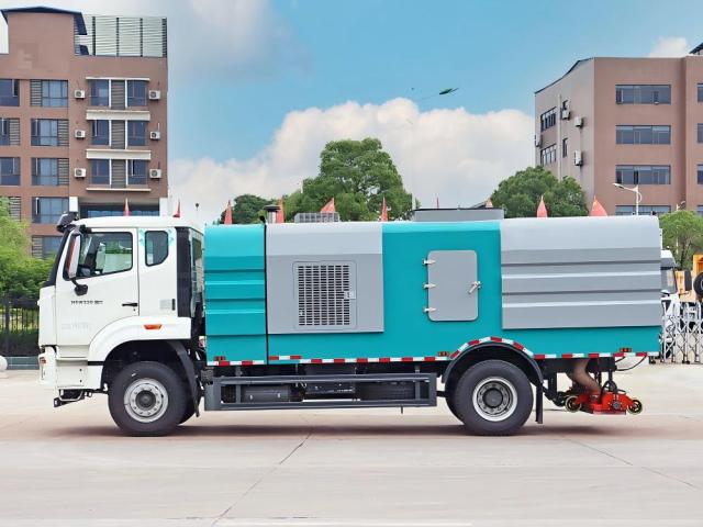 Camion balayeuse aspirante robuste Sinotruk Howo série NX de 8 m³, Suizhou Hongda Automobile Sales Co., Ltd., Camion balayeuse aspirante robuste HOWO de 8 m³