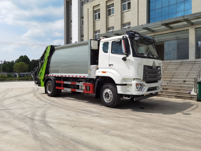 Мусоровоз HOWO с задней загрузкой и компактором, 16 м³, Suizhou Hongda Automobile Sales Co., Ltd., Мусоровоз HOWO с задней загрузкой и компактором, 16 м³