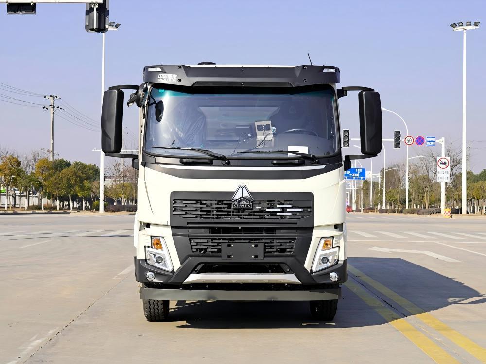Вакуумная подметальная машина Sinotruk Howo V5 Series 8m³, Suizhou Hongda Automobile Sales Co., Ltd., HOWO 8m³ Heavy-Duty Vacuum Sweeper Truck