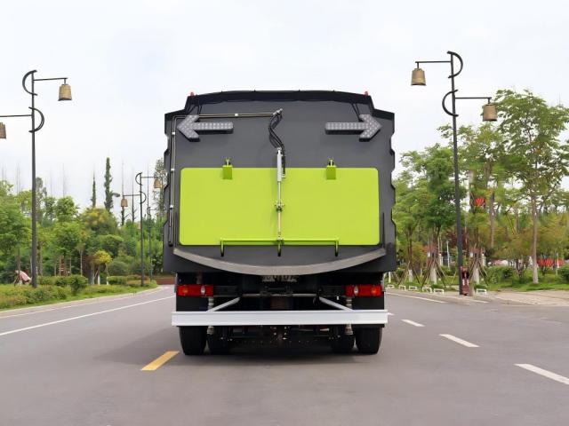 Camion balayeuse de voirie Dongfeng 8 m³, Suizhou Hongda Automobile Sales Co., Ltd., Camion balayeuse de voirie Dongfeng 8 m³