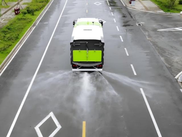 Camion balayeuse de voirie Dongfeng 8 m³, Suizhou Hongda Automobile Sales Co., Ltd., Camion balayeuse de voirie Dongfeng 8 m³