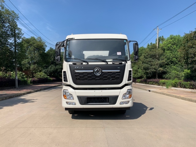 Camion d'aspiration des eaux usées sous vide de 18 m³, Suizhou Hongda Automobile Sales Co., Ltd., Camion d'aspiration des eaux usées sous vide de 18 m³