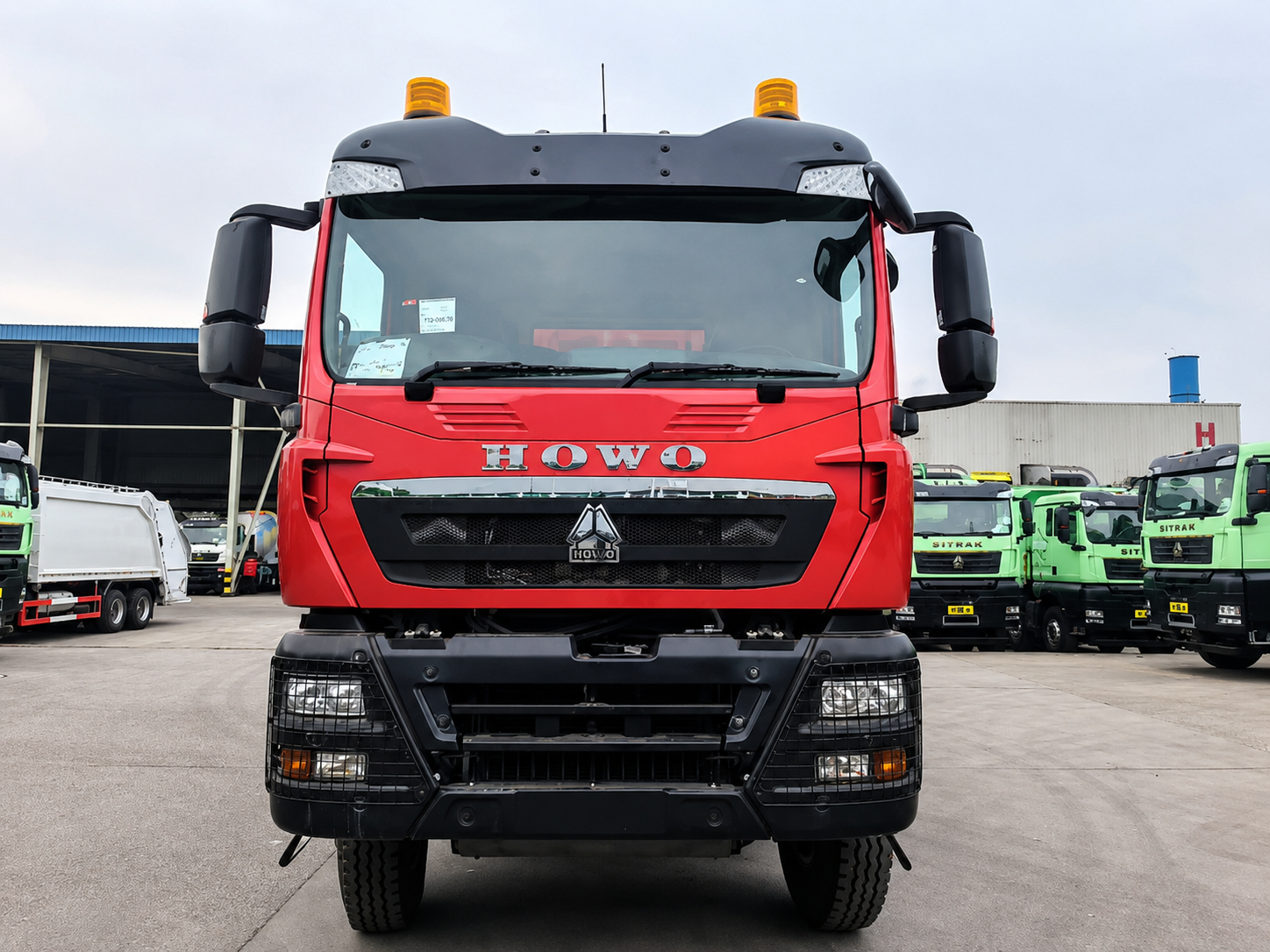 Sinotruk Howo 8x4 30m³ Dump Truck, Suizhou Hongda Automobile Sales Co., Ltd.,Sinotruk Howo 8x4 30m³ Dump Truck