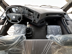 Camión cisterna de combustible Sinotruk Howo TX Series de 30–35 m³, Suizhou Hongda Automobile Sales Co., Ltd., Camión cisterna de combustible Sinotruk Howo TX Series de 30–35 m³