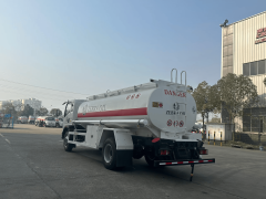 Camión cisterna de combustible Sinotruk Howo de 10 m³, Suizhou Hongda Automobile Sales Co., Ltd., Camión cisterna de combustible Sinotruk Howo de 10 m³