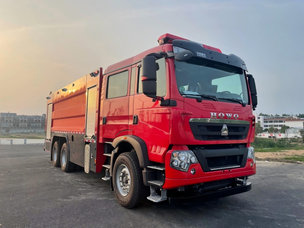 Camion-citerne de pompiers Sinotruk HOWO (17 m³), Suizhou Hongda Automobile Sales Co., Ltd., Camion-citerne de pompiers Sinotruk HOWO (17 m³)