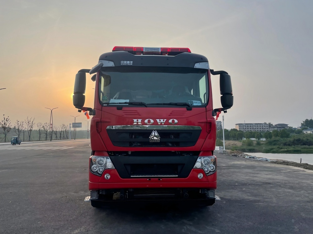 Camion-citerne de pompiers Sinotruk HOWO (17 m³), Suizhou Hongda Automobile Sales Co., Ltd., Camion-citerne de pompiers Sinotruk HOWO (17 m³)