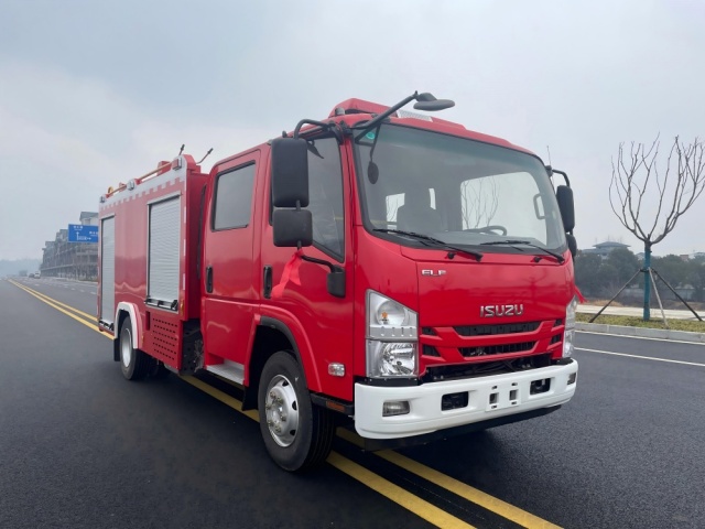 Camion de pompiers à mousse ISUZU de 4 m³, Suizhou Hongda Automobile Sales Co., Ltd., Camion de pompiers à mousse ISUZU de 4 m³