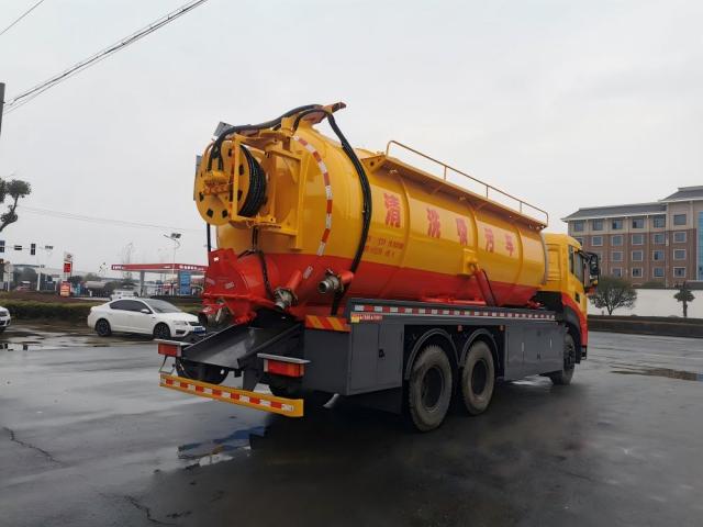 Camion de nettoyage à jet d'eau et d'aspiration combiné Dongfeng 20 m³, Suizhou Hongda Automobile Sales Co., Ltd., Camion de nettoyage à jet d'eau et d'aspiration combiné Dongfeng 20 m³
