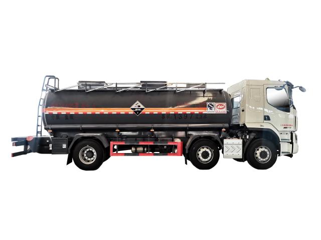 Dongfeng Liuzhou Motor Chenglong 14m³ Hazardous Chemical Tanker Truck, Suizhou Hongda Automobile Sales Co., Ltd.,Dongfeng Liuzhou Motor Chenglong 14m³ Hazardous Chemical Tanker Truck