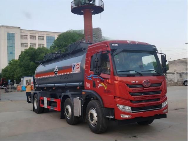 Camion-citerne pour produits chimiques dangereux FAW Jiefang de 14 m³, Suizhou Hongda Automobile Sales Co., Ltd., Camion-citerne pour produits chimiques dangereux FAW Jiefang de 14 m³