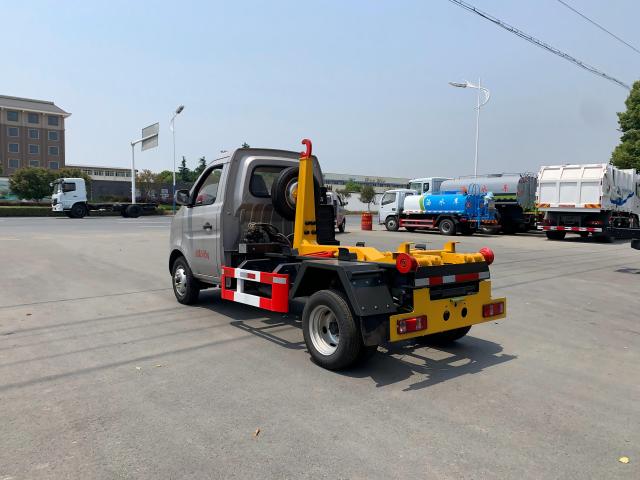 Camión de basura Dongfeng de 11 toneladas con sistema de gancho elevador, Suizhou Hongda Automobile Sales Co., Ltd., Camión de basura Dongfeng de 11 toneladas con sistema de gancho elevador