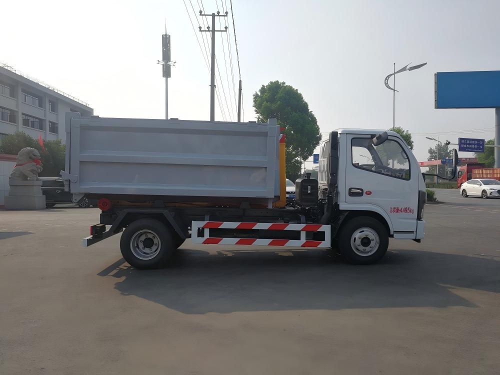 Camion à ordures à crochet de 8 tonnes Dongfeng, Suizhou Hongda Automobile Sales Co., Ltd., Camion à ordures à crochet de 8 tonnes Dongfeng