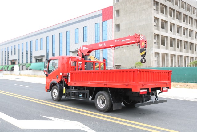 Parts for SQS100-4 4-Ton 4-Section Straight-Boom Crane, Suizhou Hongda Automobile Sales Co., Ltd.,Parts for SQS100-4 4-Ton 4-Section Straight-Boom Crane