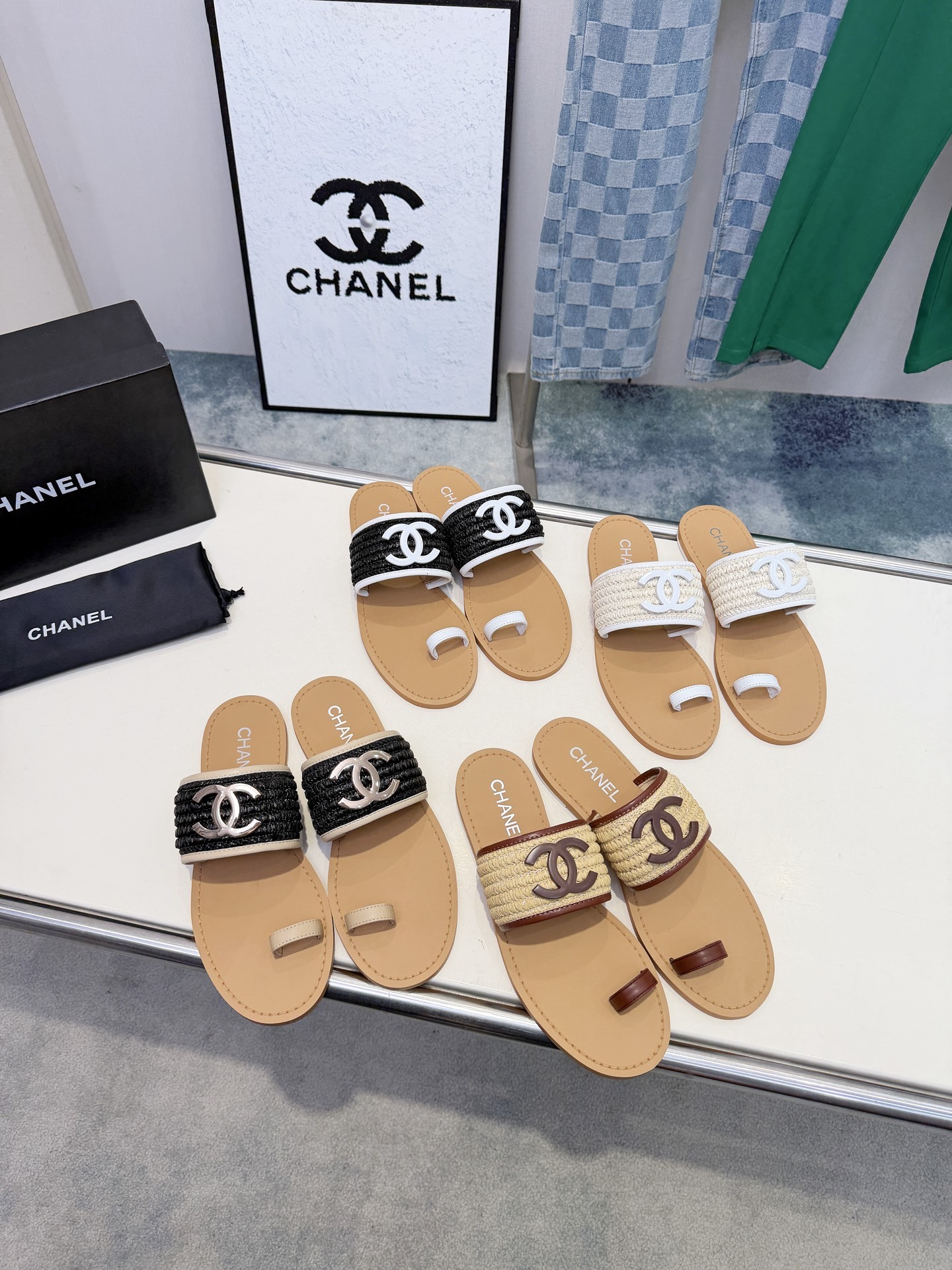 Women Woven Strap Flat Slide Sandals Summer Open Toe Slip On Casual Beach Slippers For Ladies