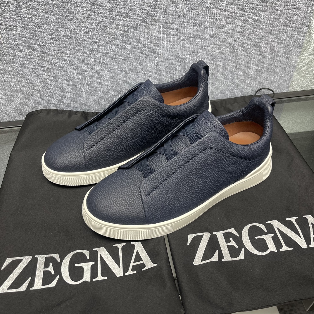 Men Dark Blue Leather Slip On Casual Sneakers Elastic Band Low Top Business Daily Walking Shoes