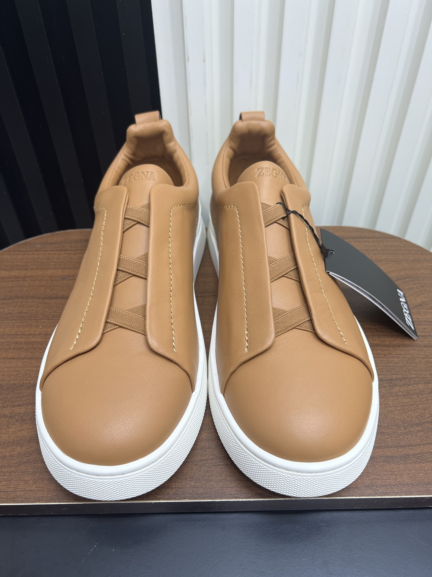 Men Slip-On Grain Leather Casual Shoes Camel Laceless Walking Sneakers