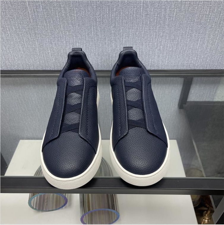 Men Dark Blue Leather Slip On Casual Sneakers Elastic Band Low Top Business Daily Walking Shoes