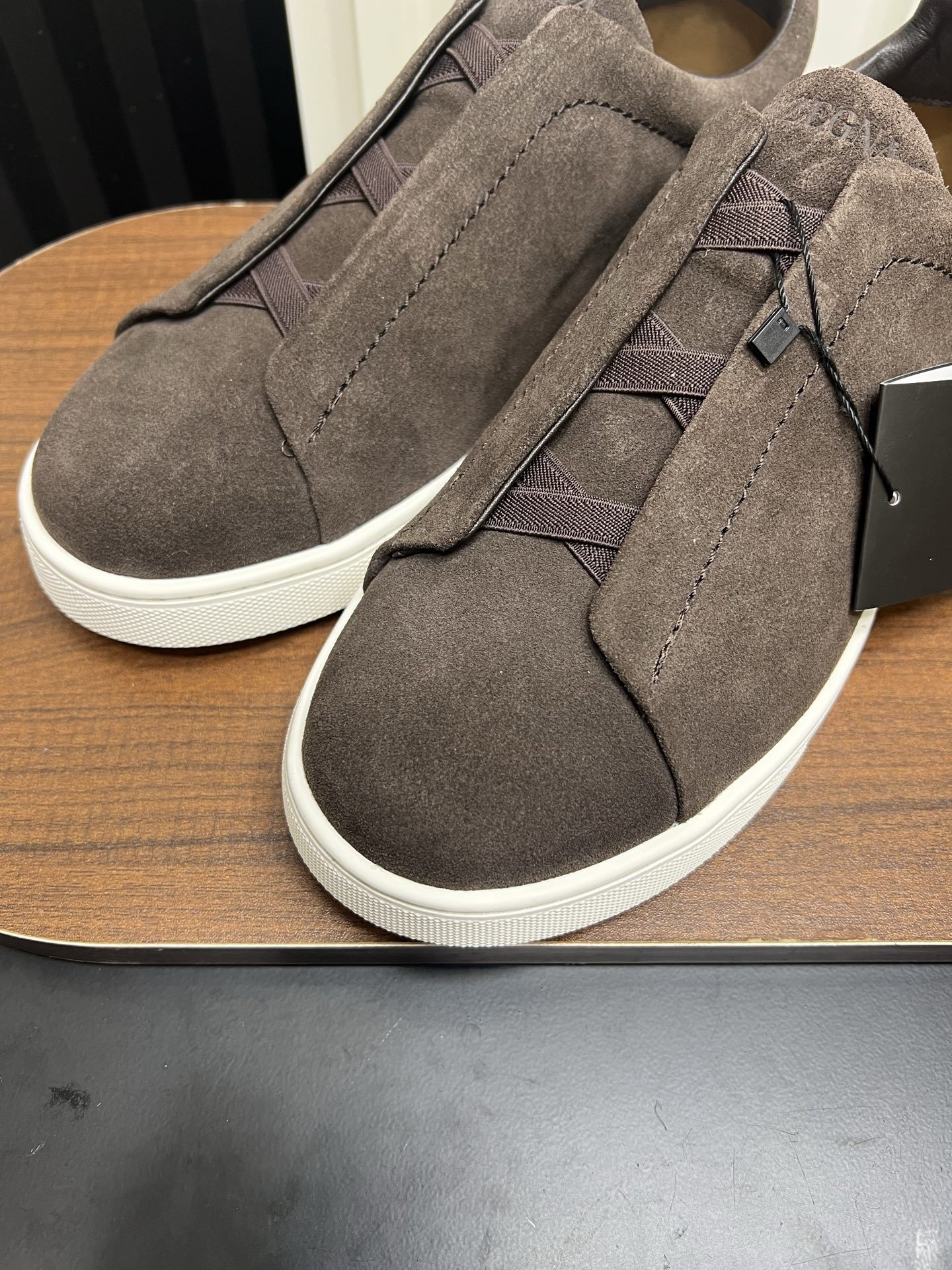 Men's Suede Triple Stitch Slip On Sneakers, Luxury Casual Low Top Walking Shoes, Comfort Fashion Flat Skate Shoes