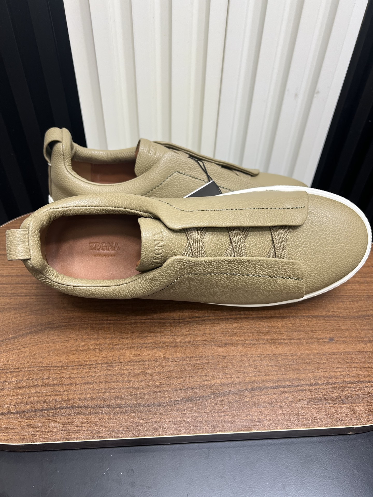 Men Slip-On Leather Casual Shoes Khaki Laceless Walking Sneakers