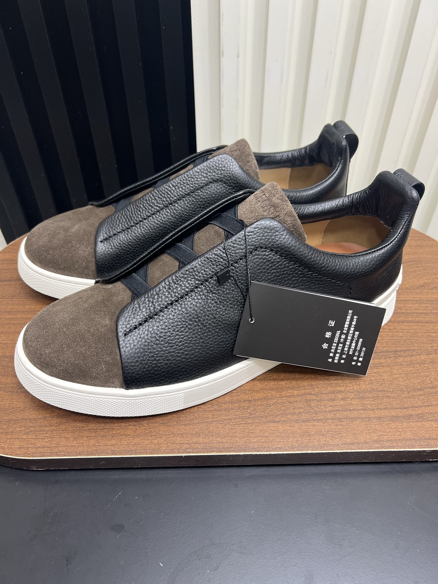 Men Slip-On Leather Suede Spliced Casual Shoes Black Dark Brown Laceless Sneakers