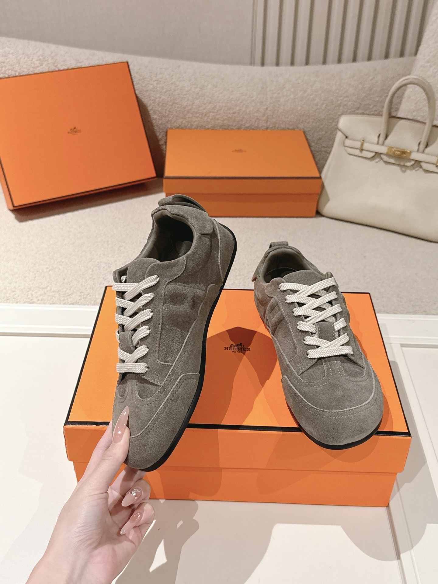 Women Gray Suede Retro Sneakers Light Lace Up German Trainer Flat Casual Walking Shoes