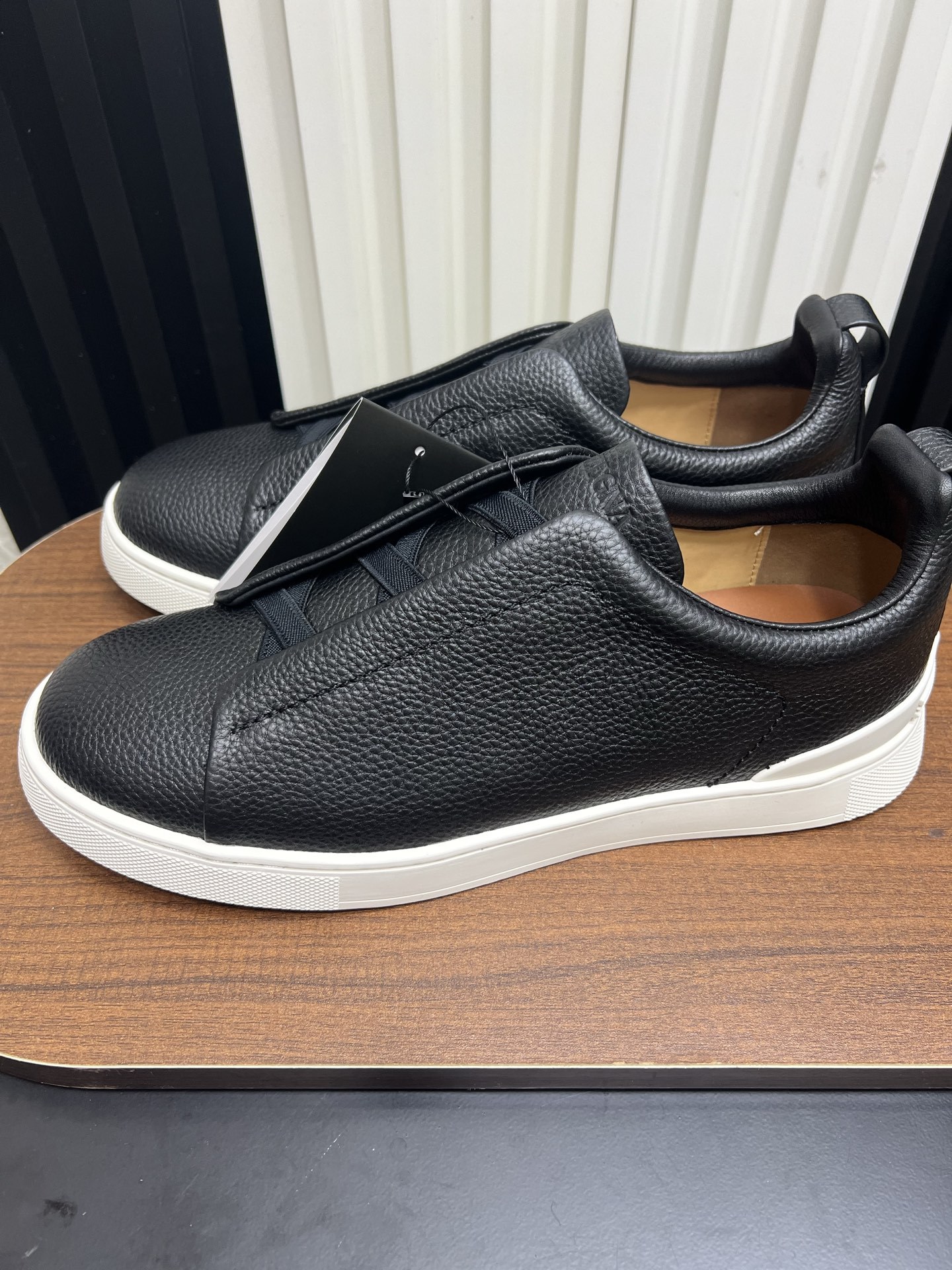 Men Black Leather Laceless Slip On Sneakers Low Top Business Casual Walking Shoes