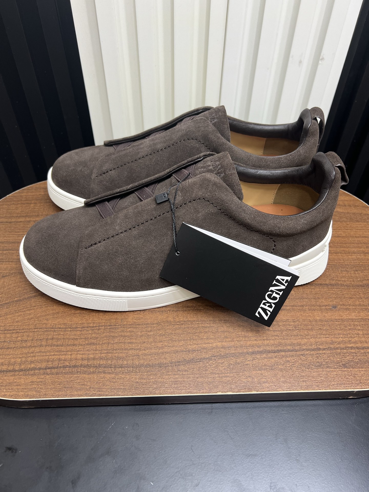 Men's Suede Triple Stitch Slip On Sneakers, Luxury Casual Low Top Walking Shoes, Comfort Fashion Flat Skate Shoes