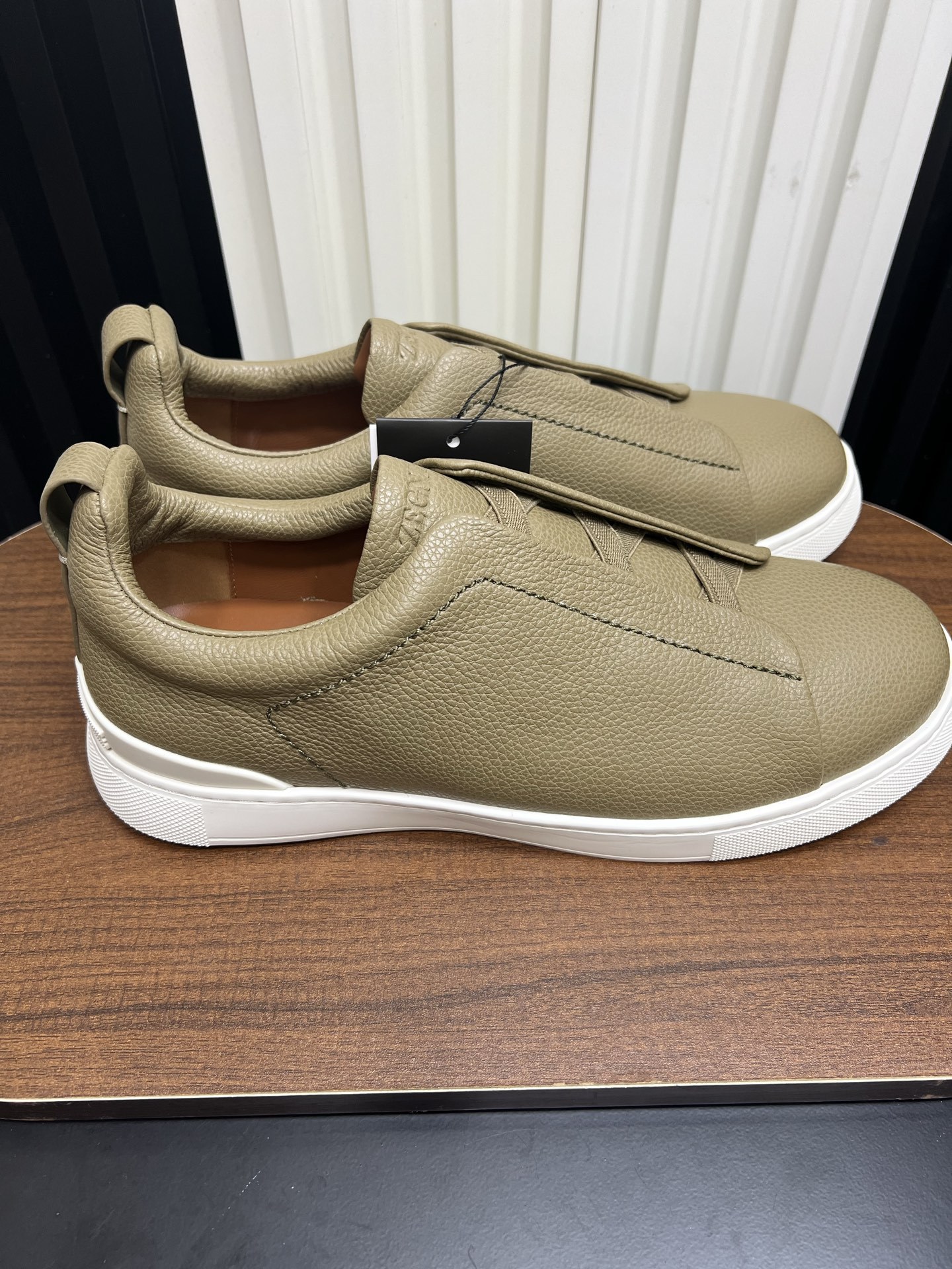 Men Slip-On Leather Casual Shoes Khaki Laceless Walking Sneakers