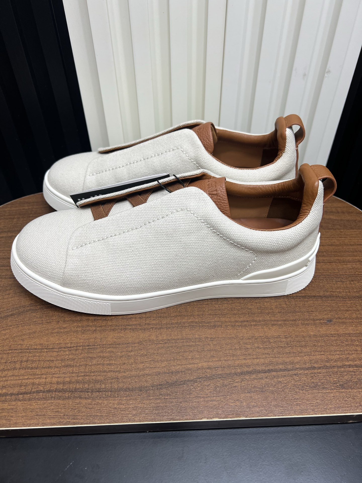 Men Slip-On Canvas Casual Shoes White Brown Laceless Walking Sneakers