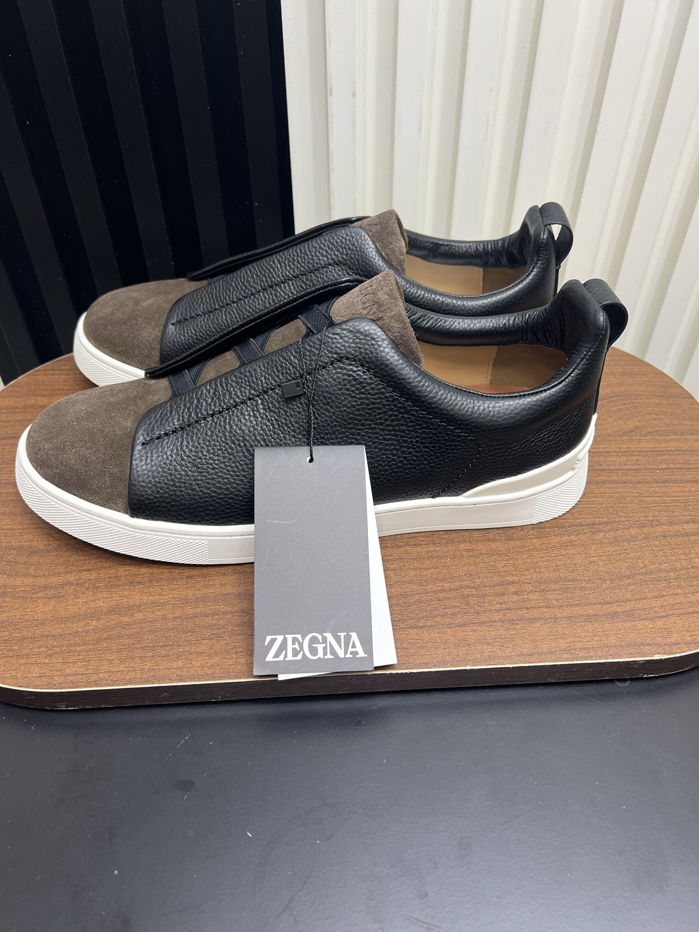 Men Slip-On Leather Suede Spliced Casual Shoes Black Dark Brown Laceless Sneakers