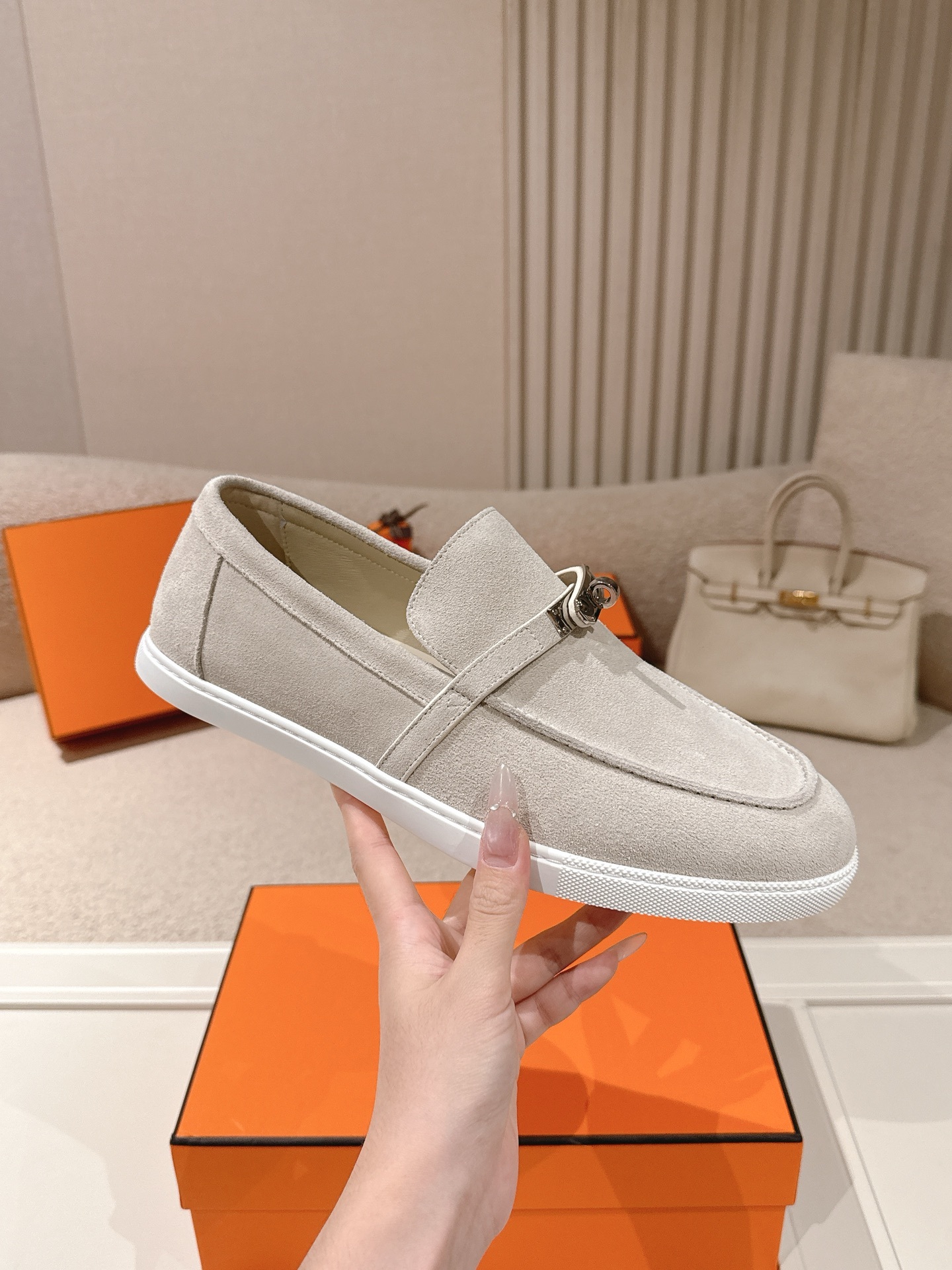 Women Suede Metal Buckle Loafers Slip On Flat Casual Walking Shoes