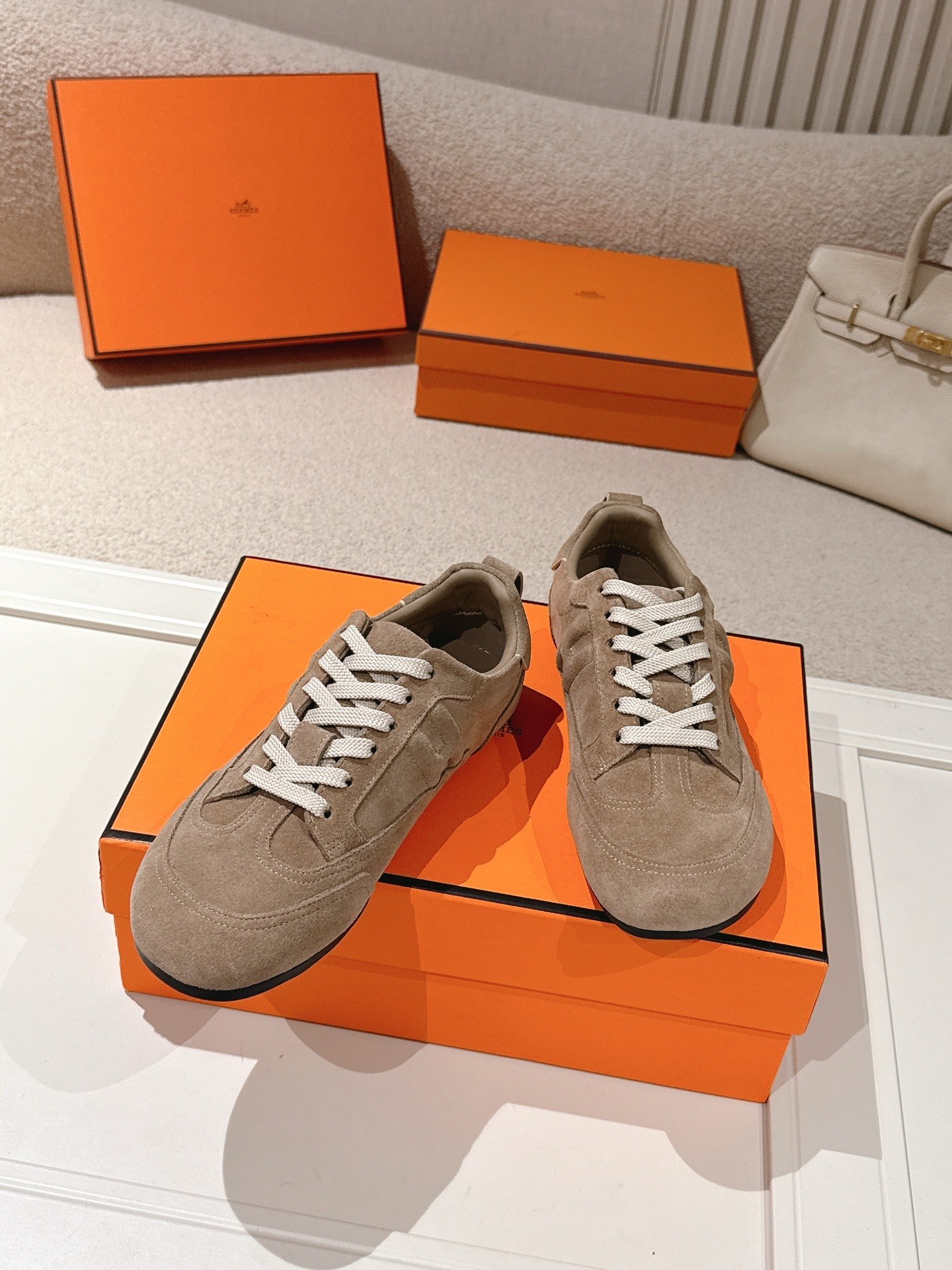 Women Suede Retro Sneakers Soft Flat Casual Shoes Lace Up German Trainer Shoes