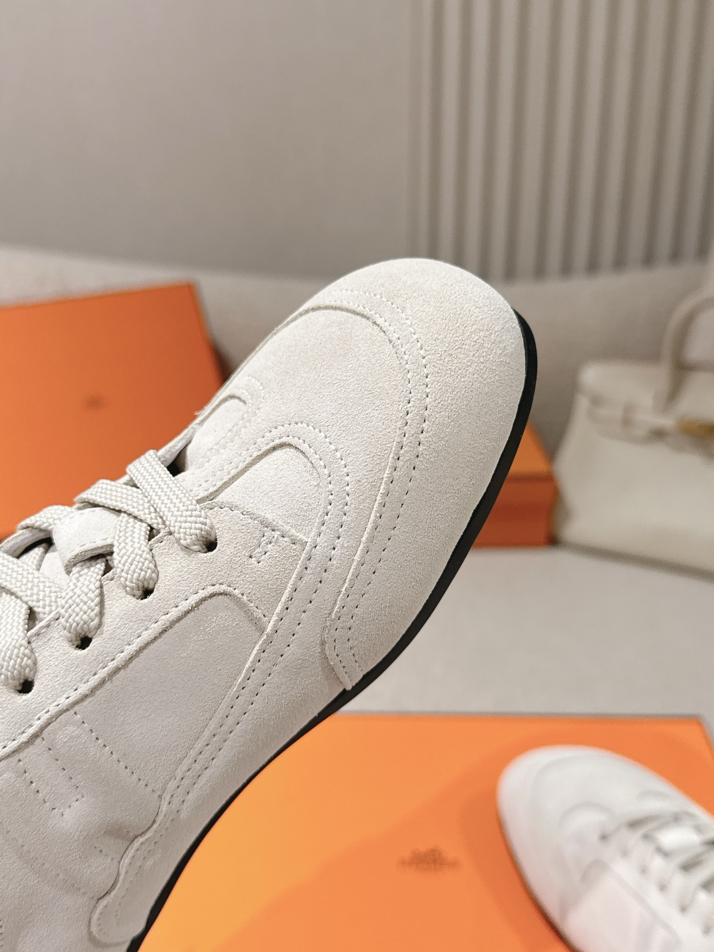 Women White Suede Retro Sneakers Light Lace Up German Trainer Casual Walking Shoes