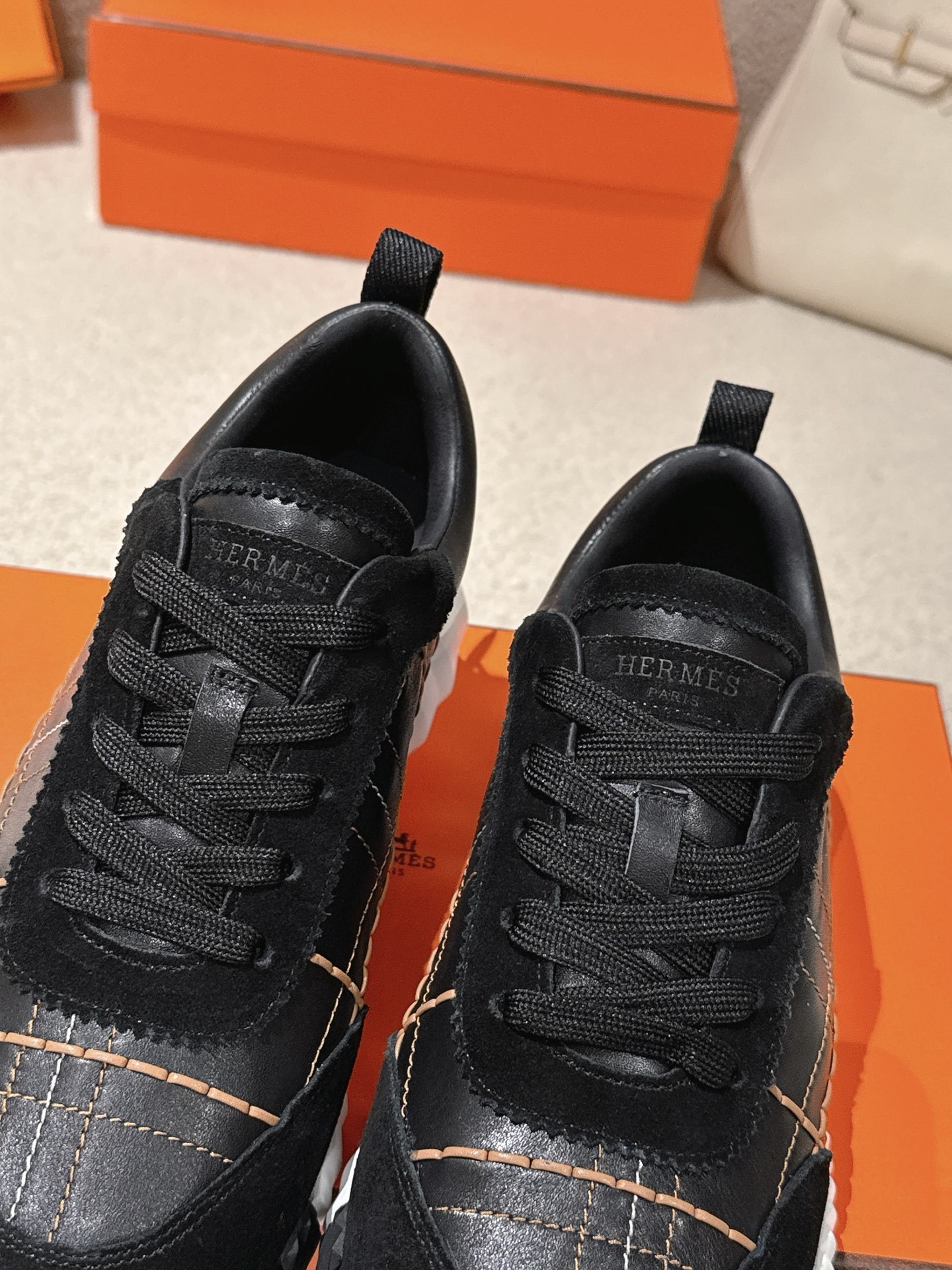 Women Grid Stitching Lace Up Platform Sneakers Leather Casual Walking Shoes