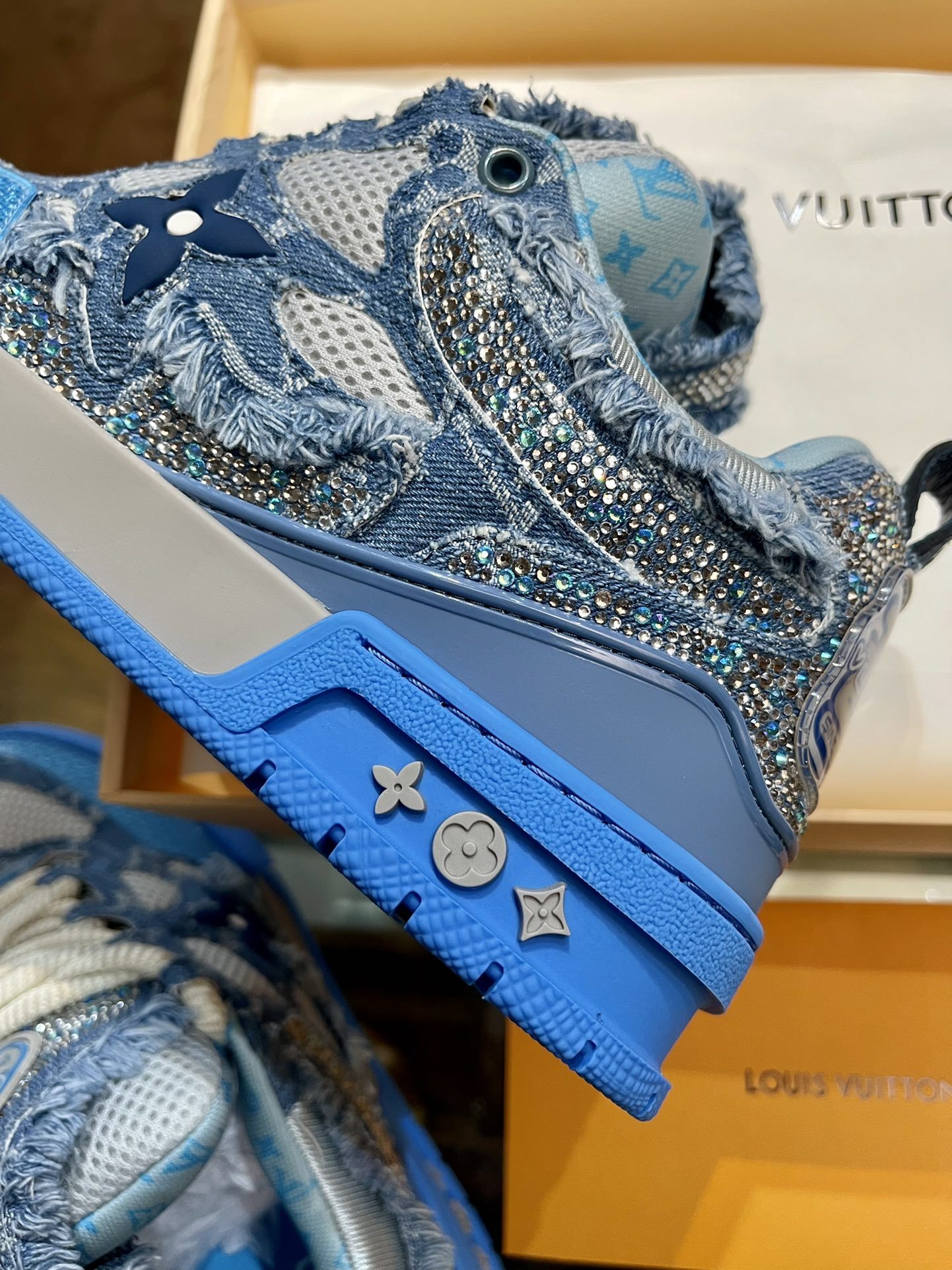 Blue Denim Fringe Jacquard Skate Shoes Thick Platform Lace Up Fashion Casual Sneakers